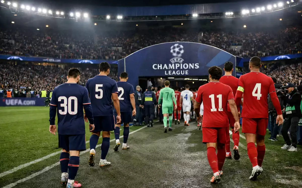 Paris sur la Mi-Temps en Champions League